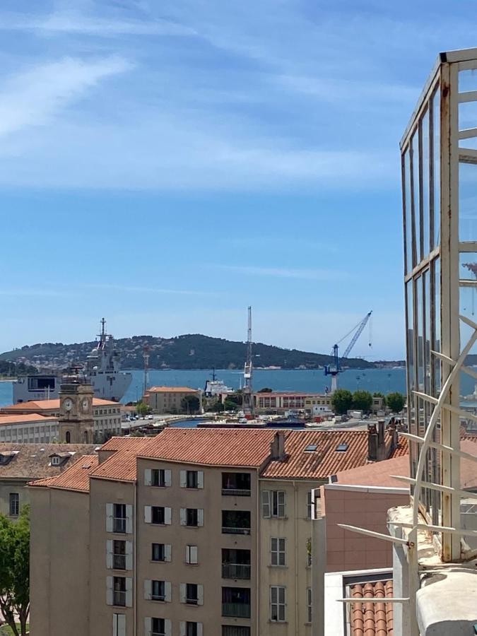 Les Terrasses: Romantic Charm in Central Toulon Exterior photo