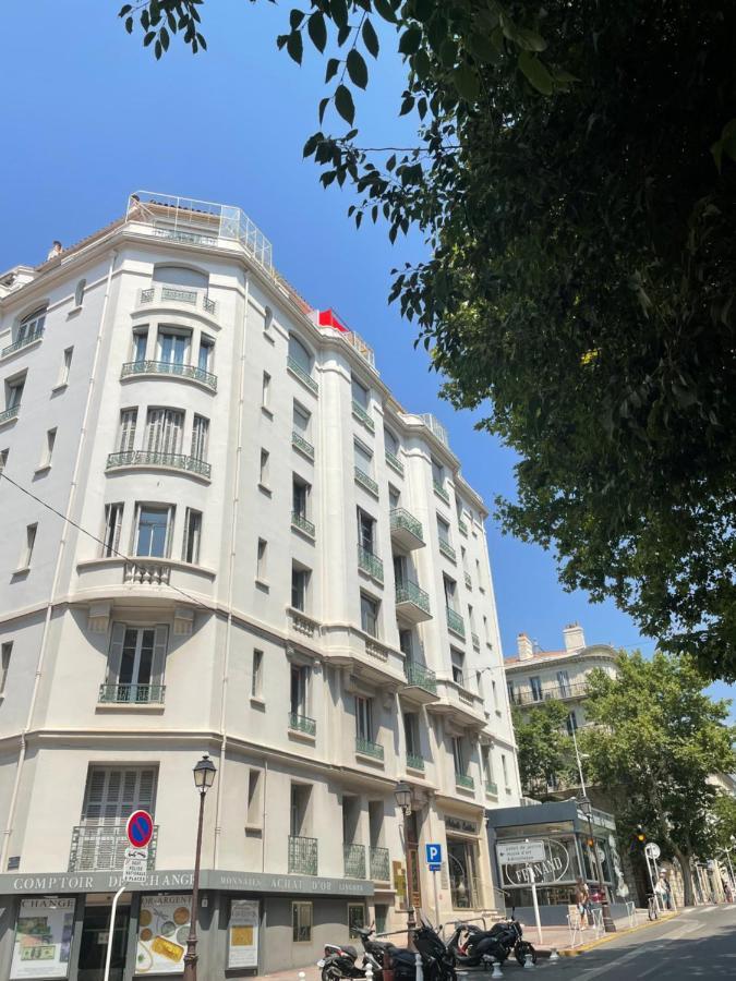 Les Terrasses: Romantic Charm in Central Toulon Exterior photo